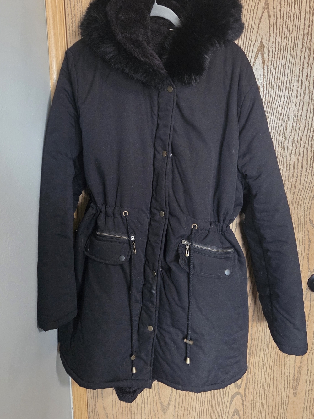 Women's Black Puffer Parka with Faux Fur Trim